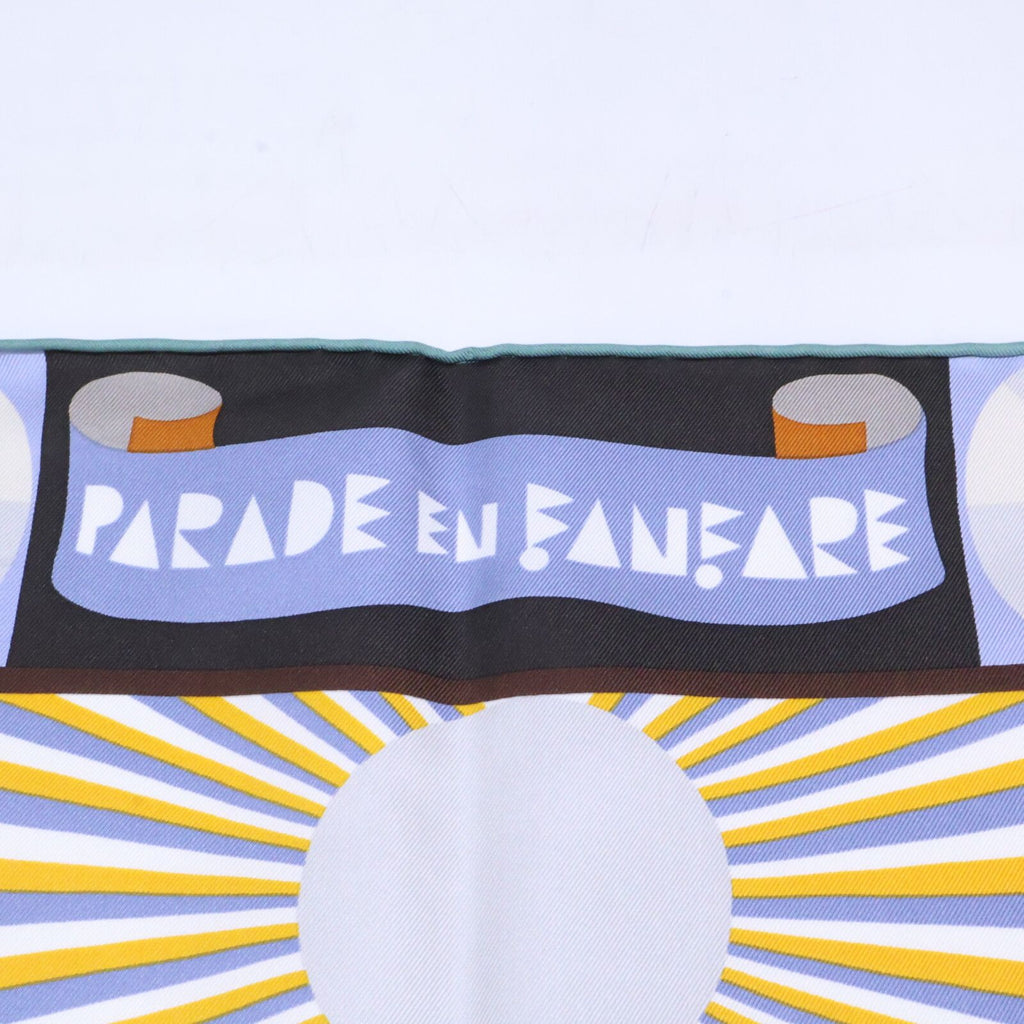 Hermes 09 Carre Twill Parade en Fanfare Silk 90 Scarf — view 3