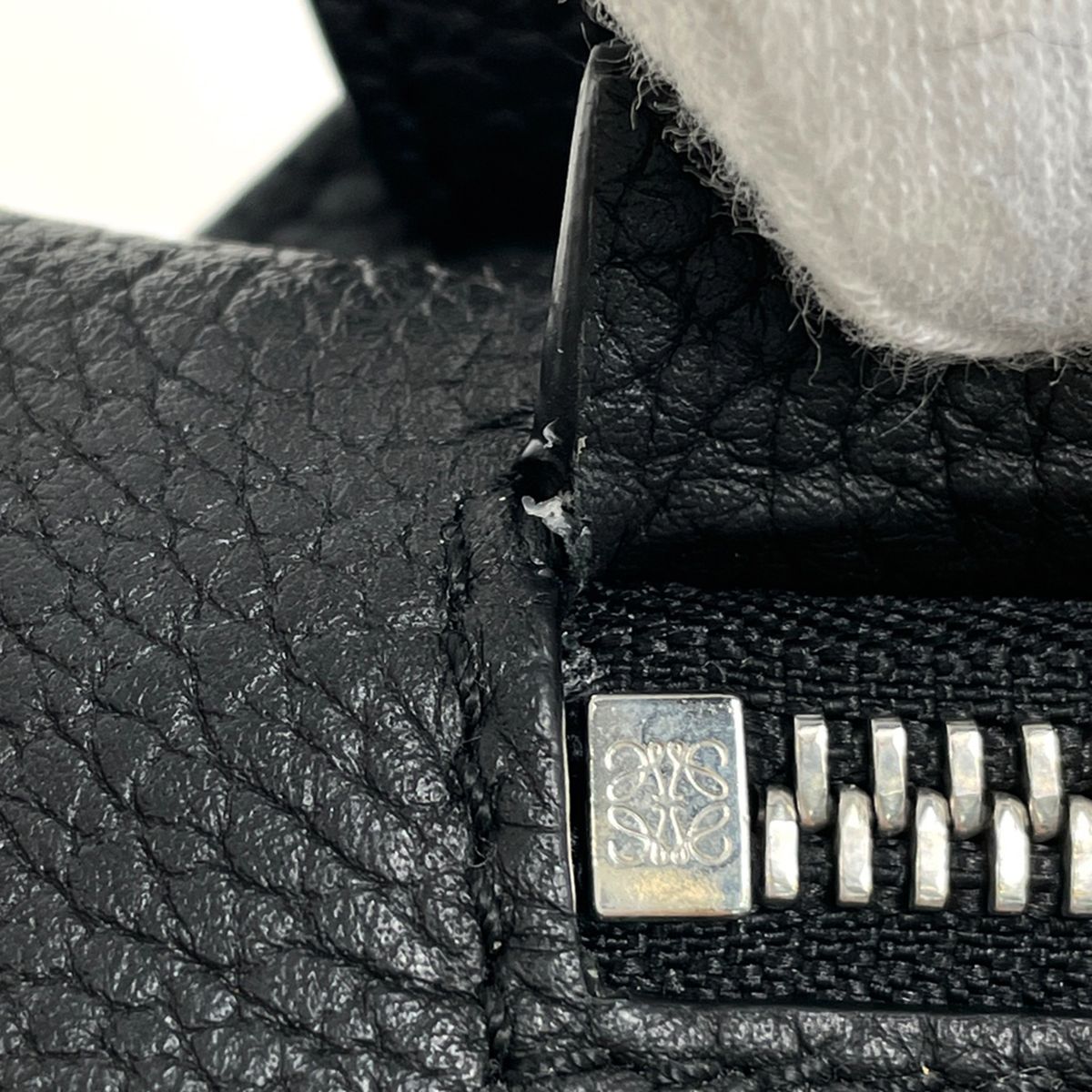 Loewe Belt Bag Anagram Leather Black — view 6
