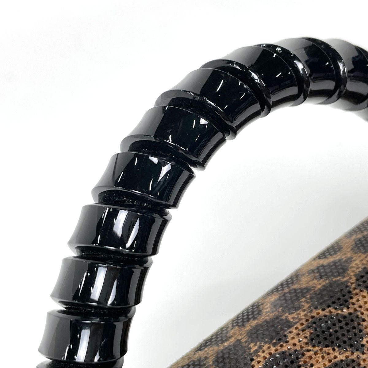 Loewe Handbag Velazquez Patent Leather Black — view 4