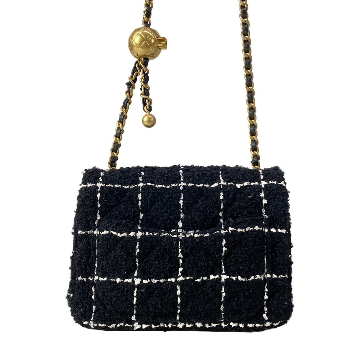 Chanel Shoulder Bag Mini Quilted Black White — view 3