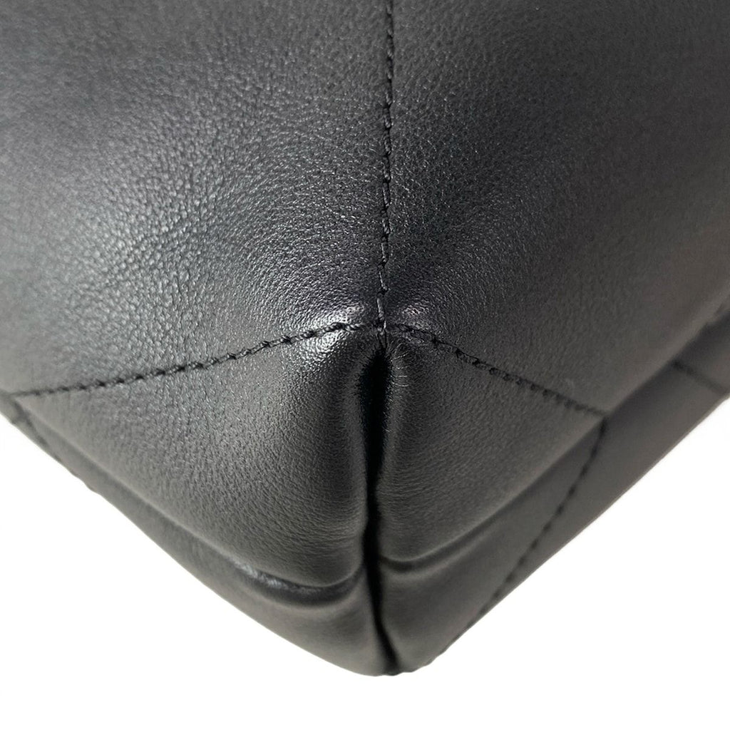 Chanel Handbag Quilted Hobo Black Gold Metal Leather — view 8
