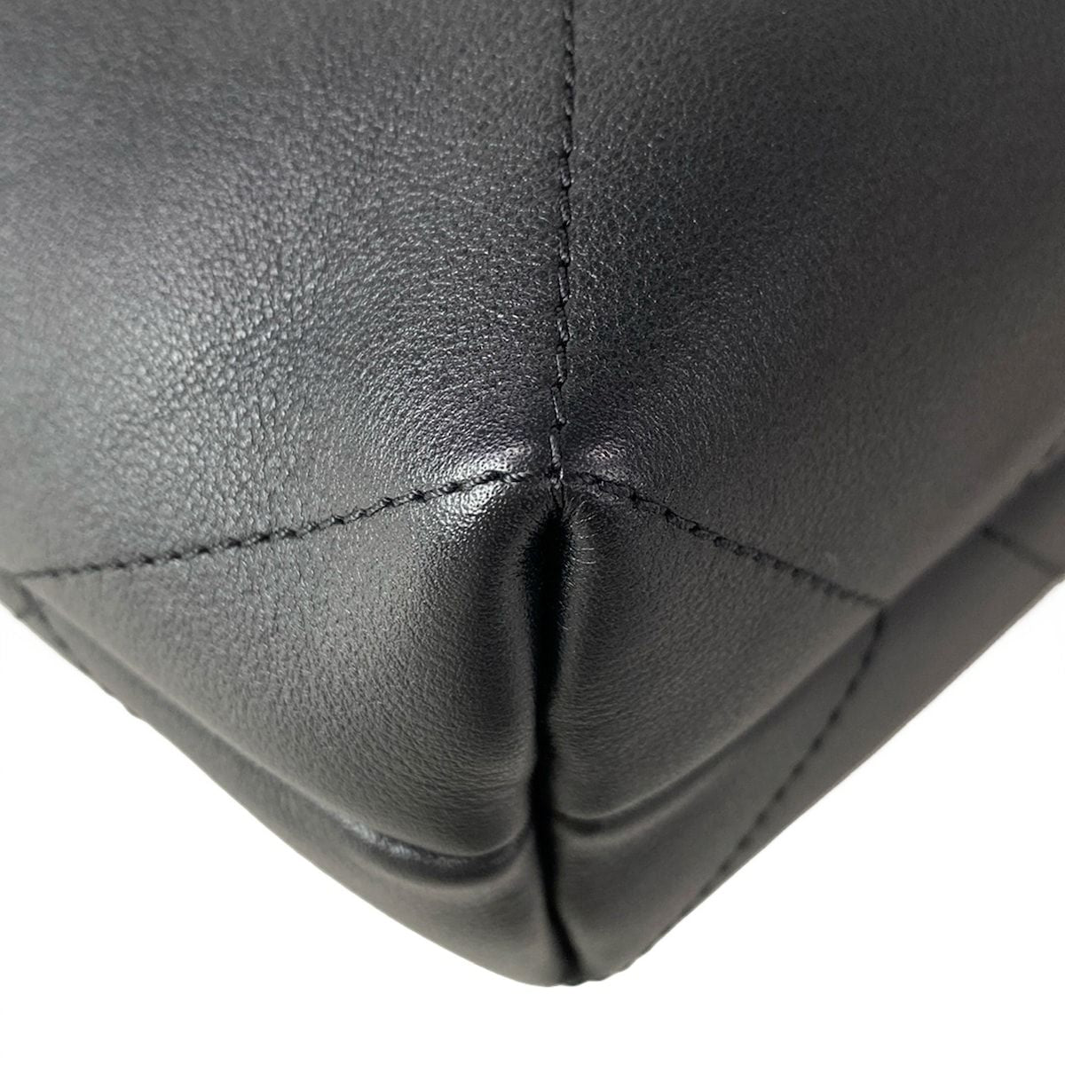 Chanel Handbag Quilted Hobo Black Gold Metal Leather — view 8
