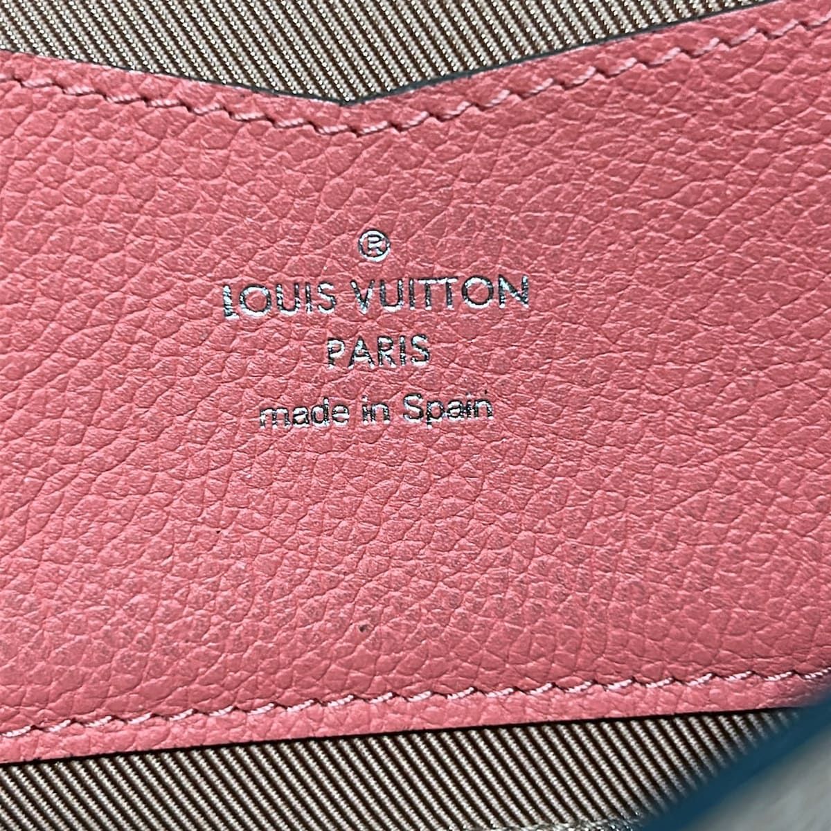 Louis Vuitton Wallet Lockme Portefeuille II Blossom Leather Cowhide — view 6