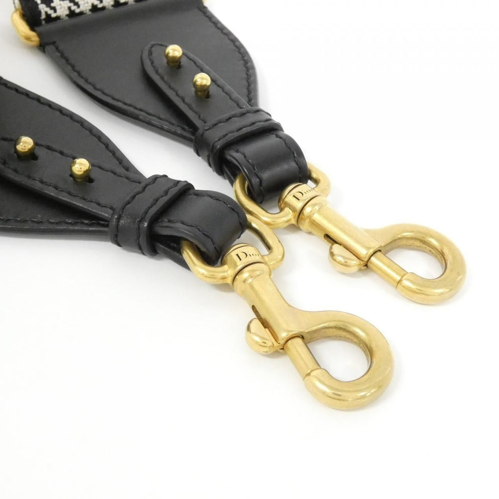 Dior 30 Montaigne Strap Handbag — view 6