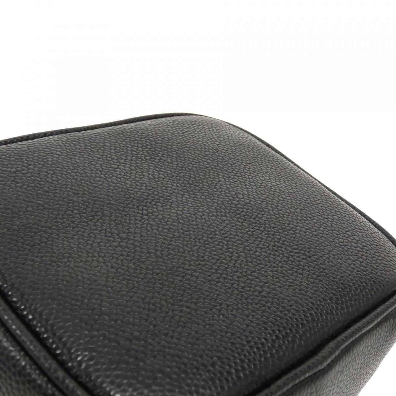 Chanel Vintage Bag Handbag Black — view 3