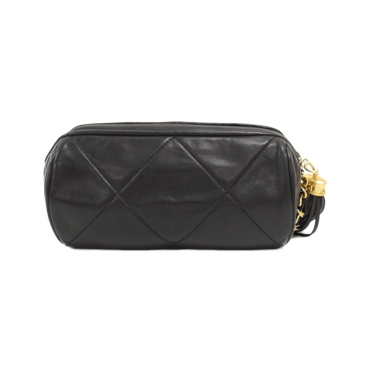 Chanel Vintage Shoulder Bag — view 2