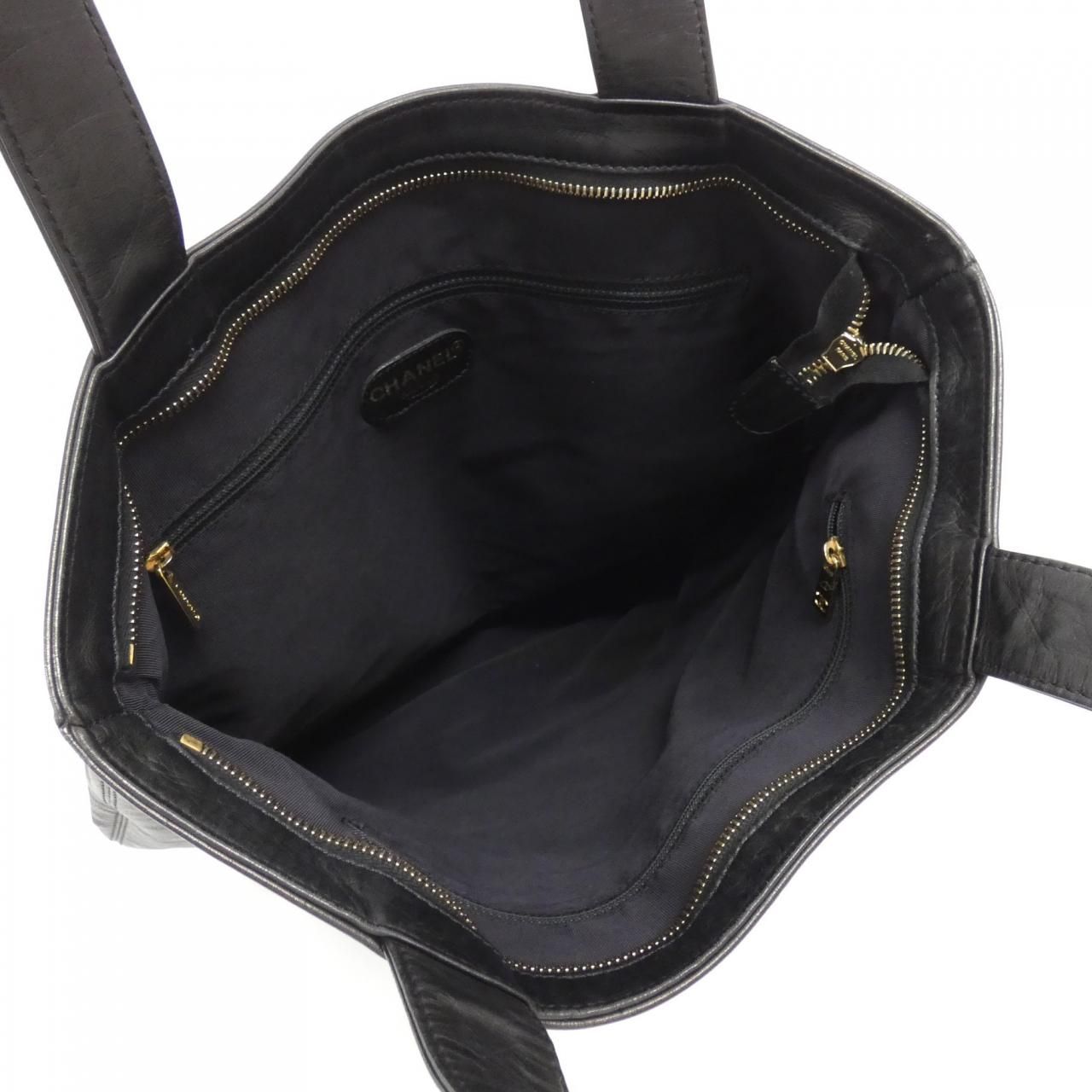 Chanel Vintage Bag Handbag Black — view 7