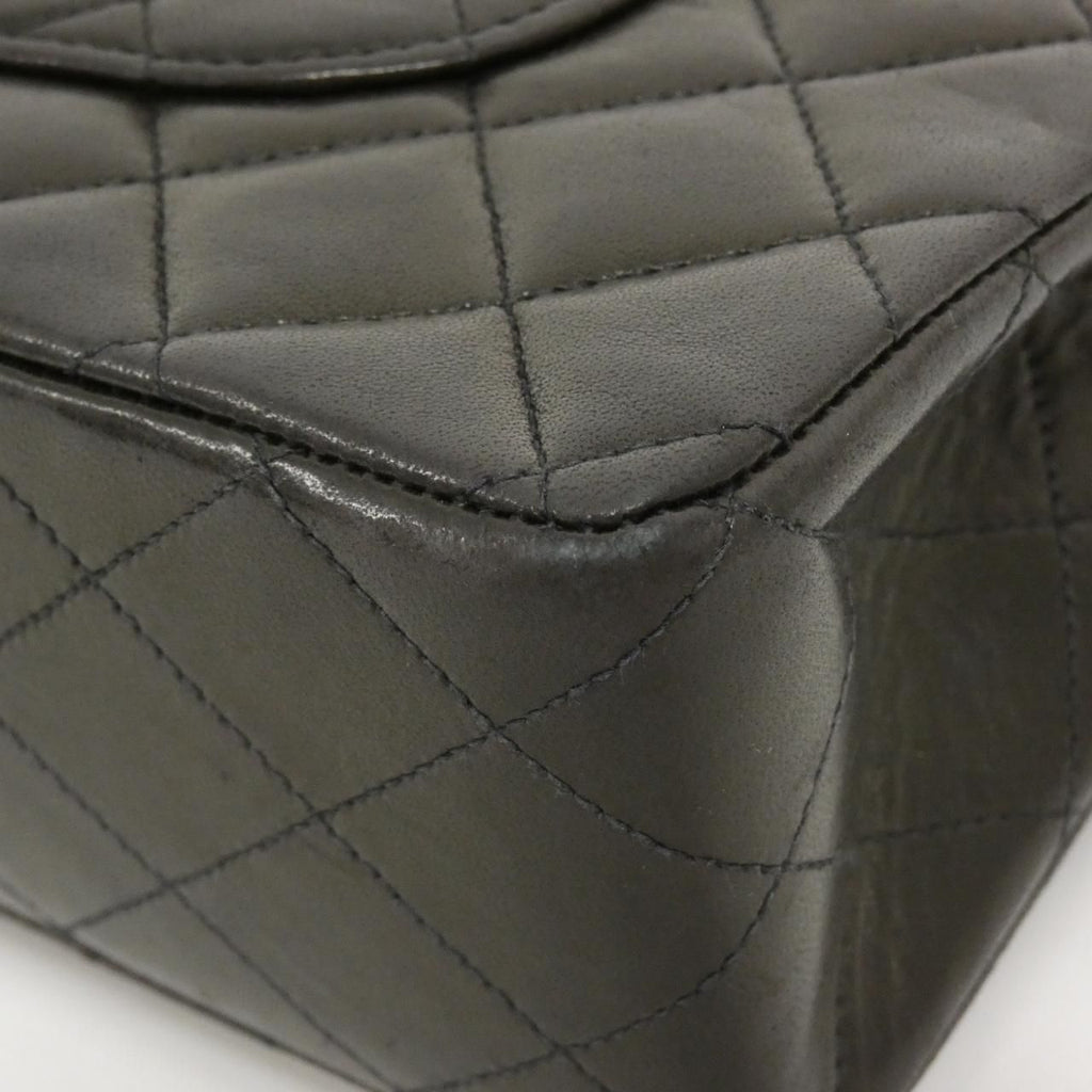 Chanel Vintage Shoulder Bag — view 3