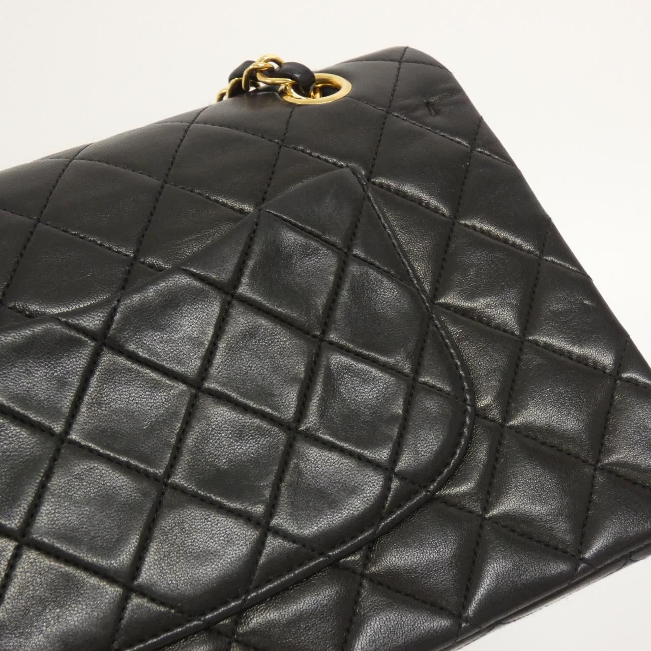 Chanel Vintage Shoulder Bag — view 6