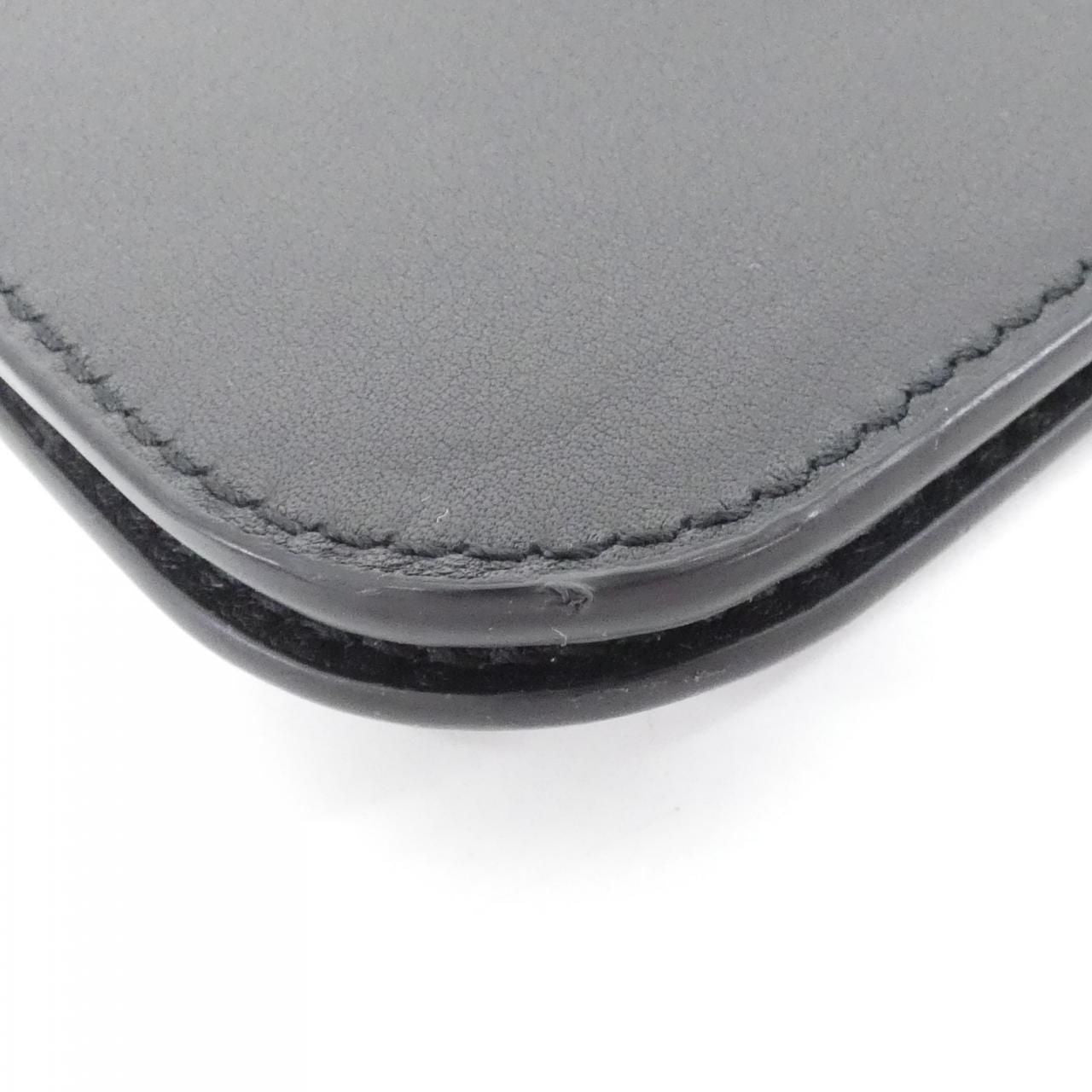 Saint Laurent Aaemz Shoulder Bag — view 3