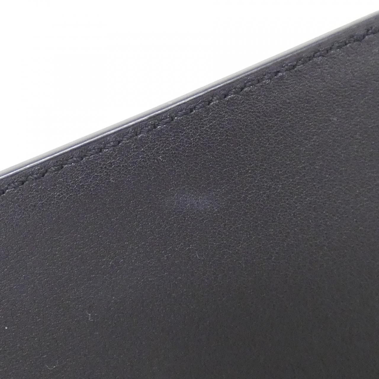 Saint Laurent Aaemz Shoulder Bag — view 5