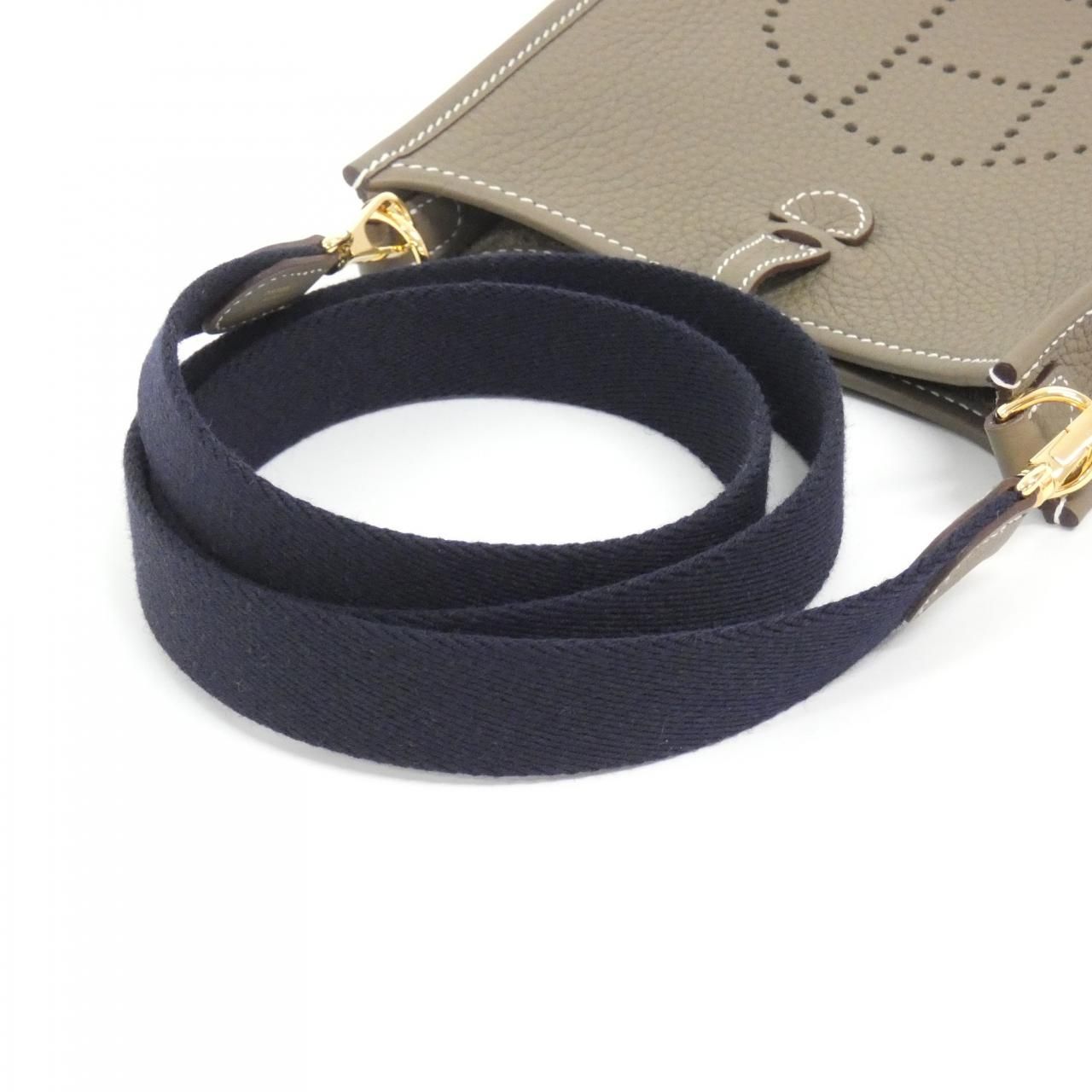 Hermes Evelyne Amazon 16 Shoulder Bag — view 4