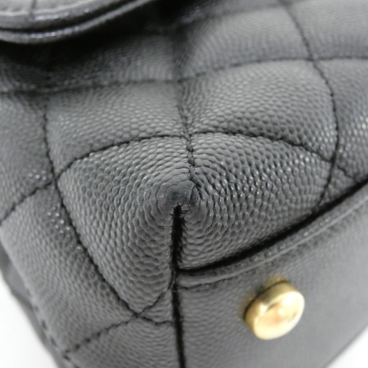 Chanel Bag Handbag Black — view 3