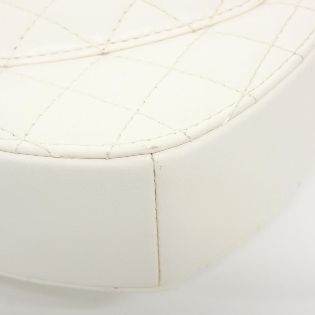 Chanel Shoulder Bag White — view 3