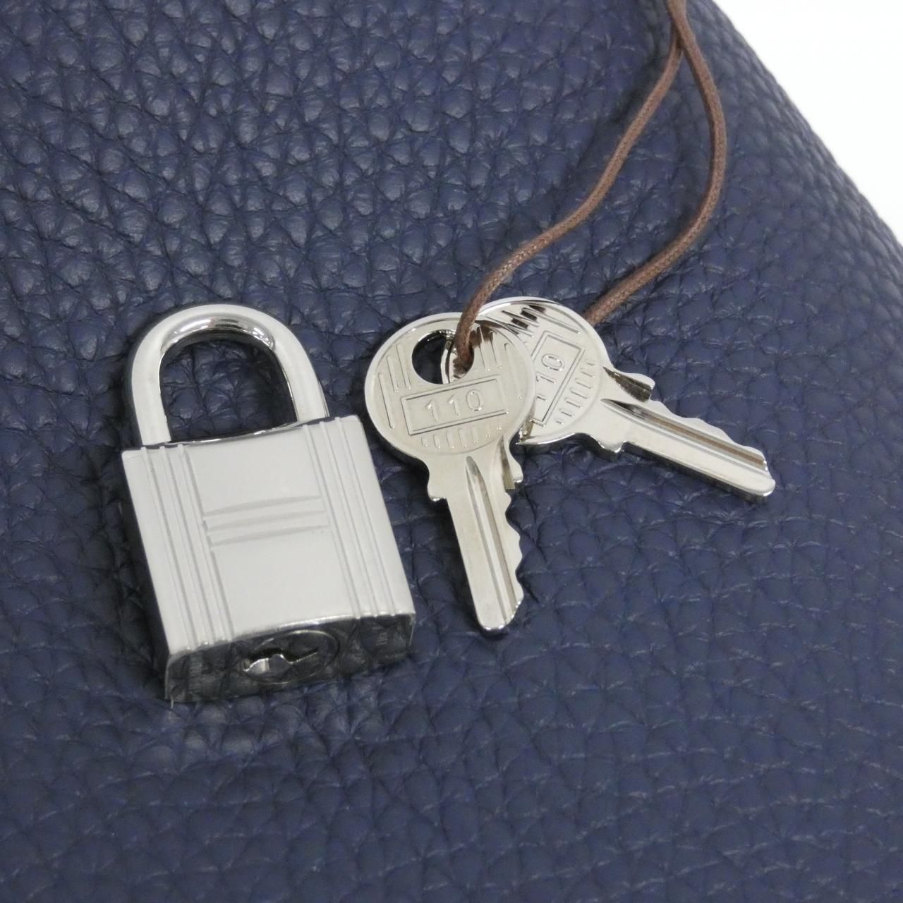 Hermes Picotin Lock PM Bag — view 3