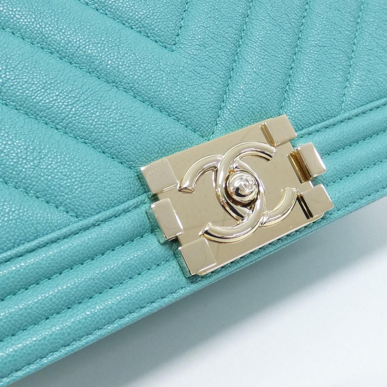 Chanel Boy Line Shoulder Bag — view 4