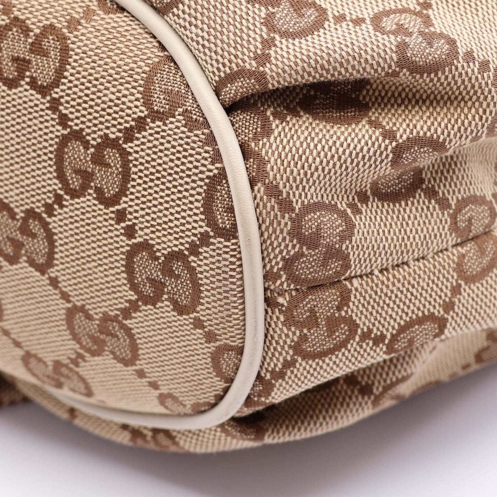Gucci Shoulder Bag GG Canvas Beige Ivory — view 6