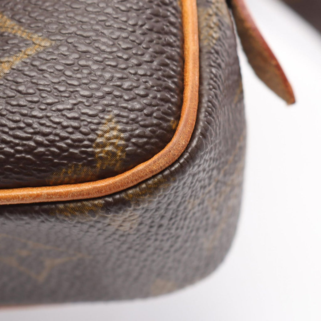 Louis Vuitton Shoulder Bag Marly Bandouliere Leather Pochette — view 7