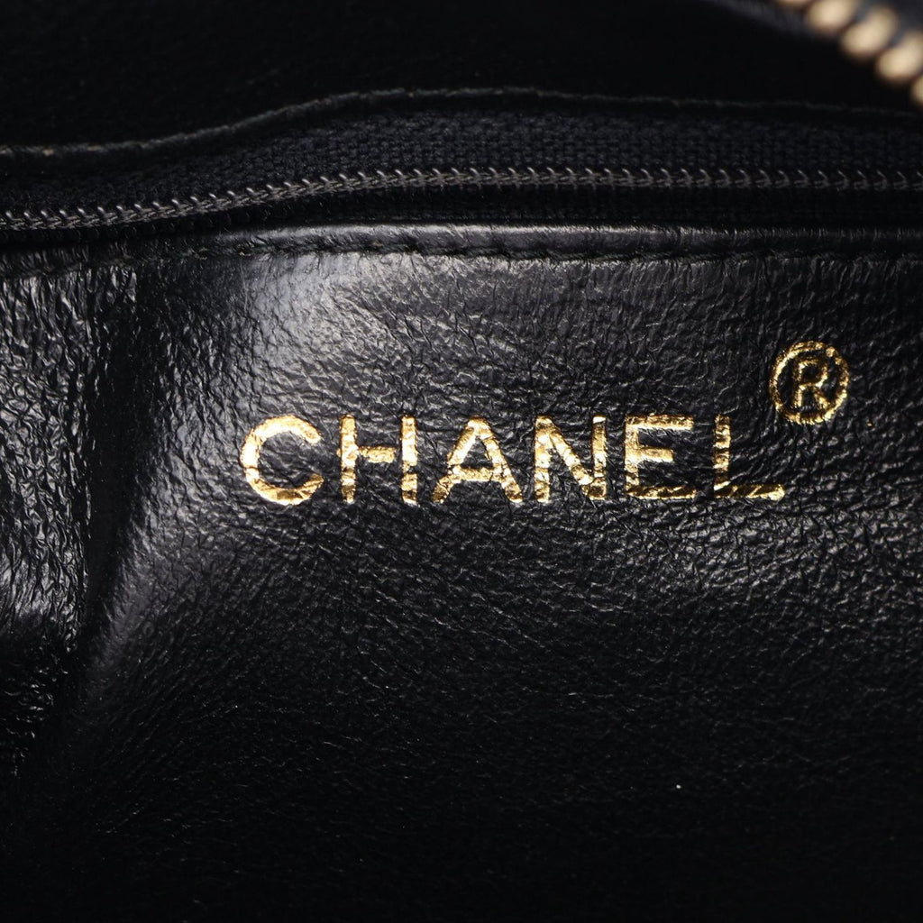 Chanel Shoulder Bag CC Logo Black Lambskin Fringe Chain — view 4