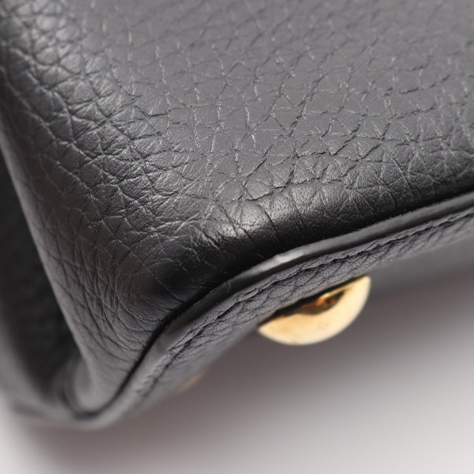 Louis Vuitton Handbag Capucines PM Noir Cream 2-Way Pink — view 6