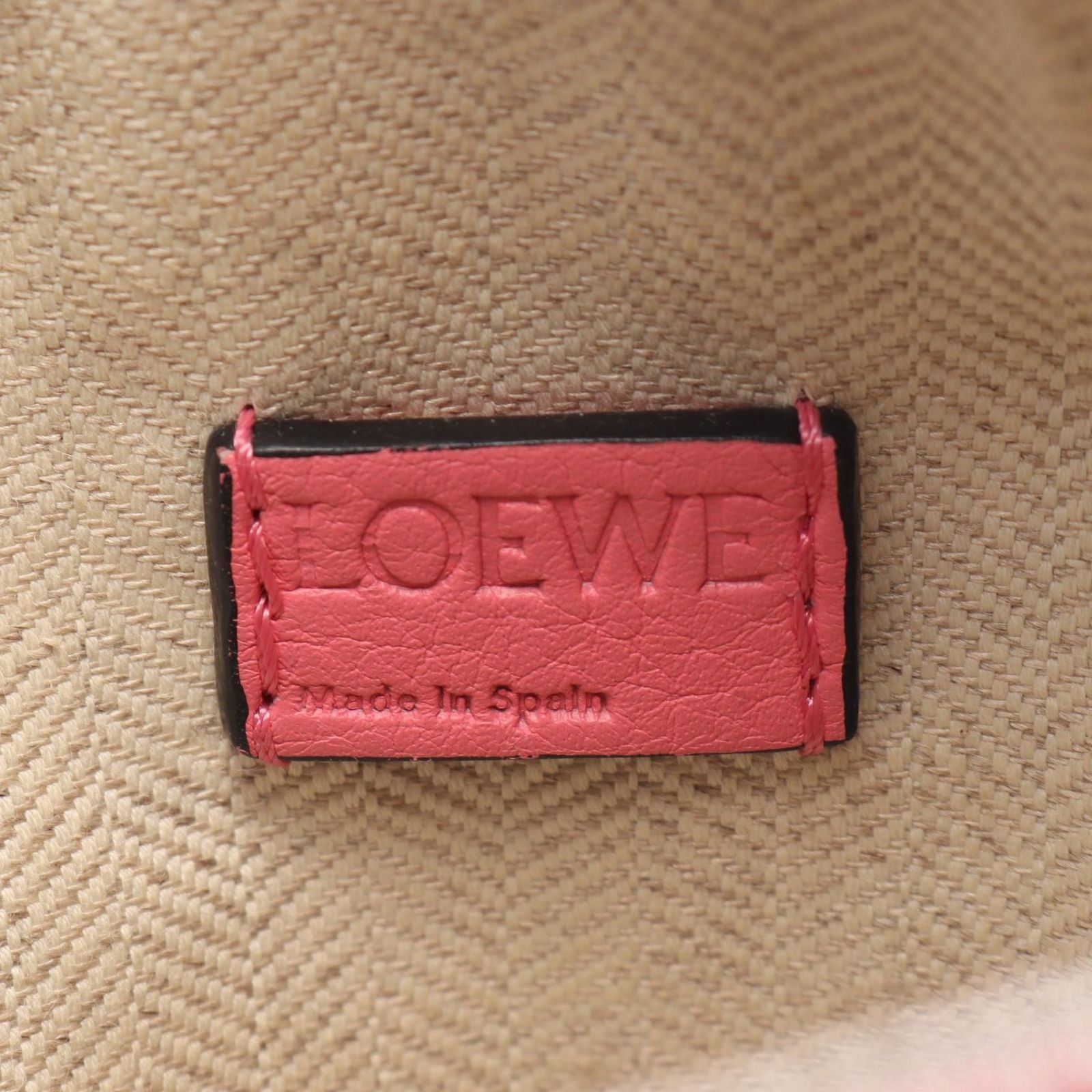 Loewe Handbag Puzzle Bag Mini 2-Way Pink Leather — view 4