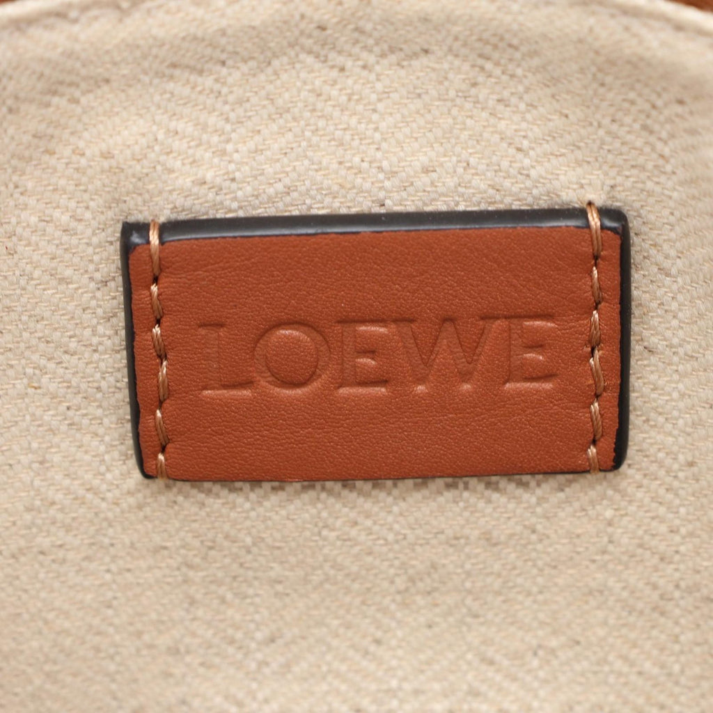 Loewe Shoulder Bag Cubby Small Brown Ivory Leather Cross — view 4