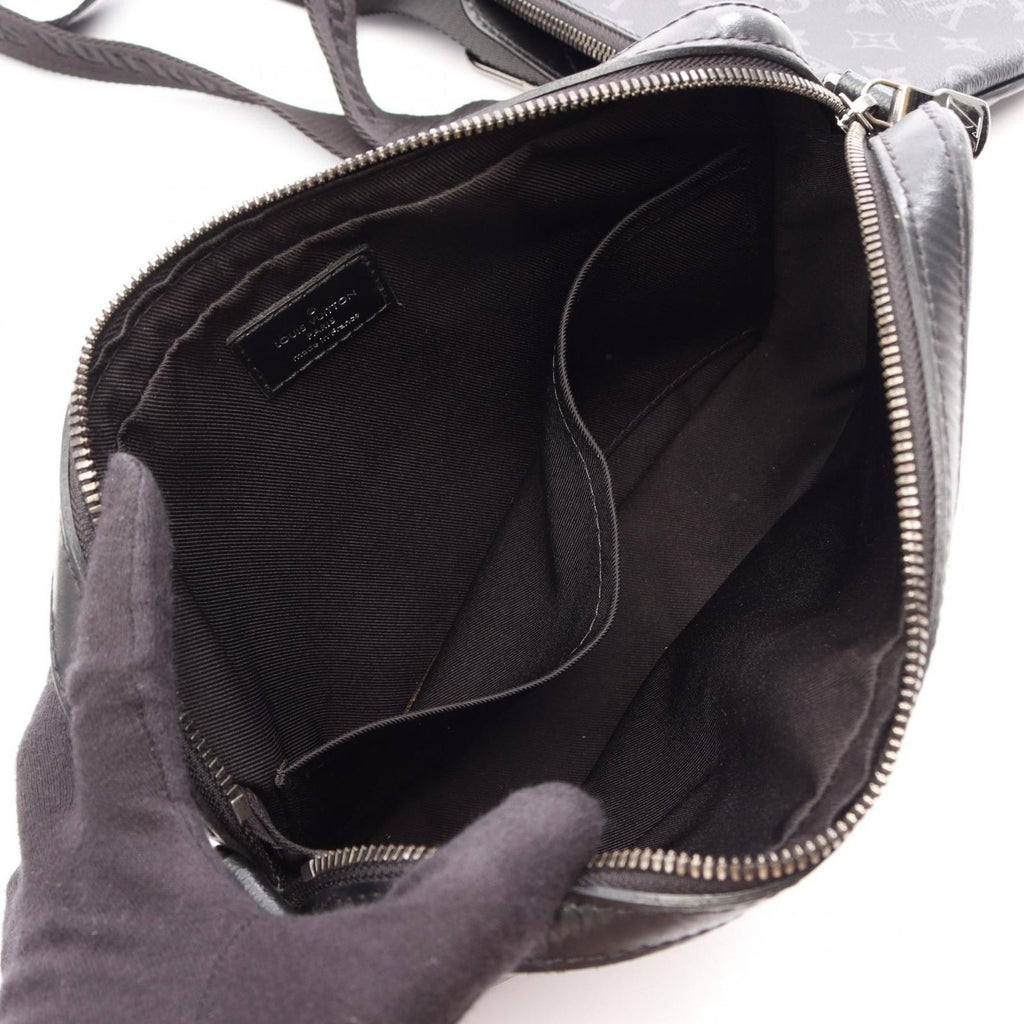 Louis Vuitton Shoulder Bag Trio Messenger Leather — view 3