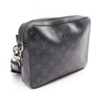 Louis Vuitton Shoulder Bag Trio Messenger Leather — view 2
