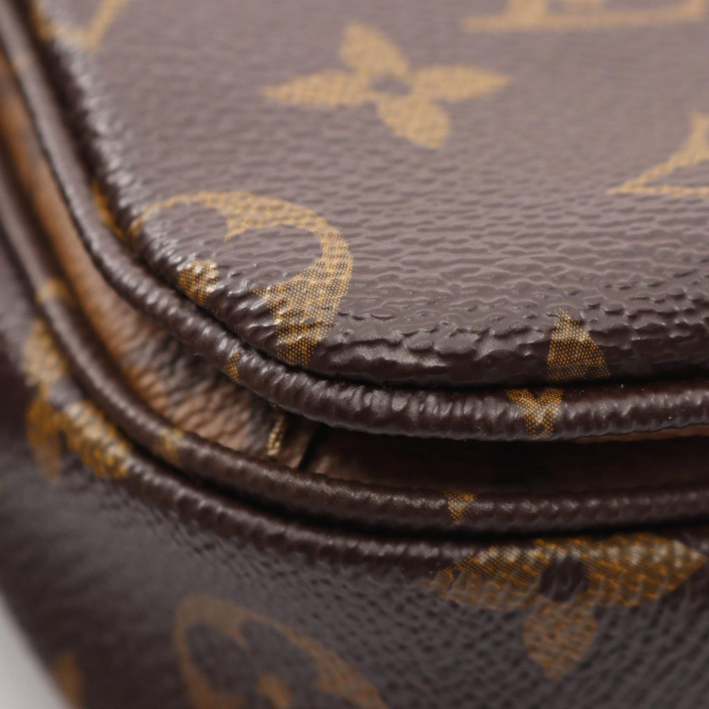 Louis Vuitton Handbag Pochette Metis MM Leather — view 7