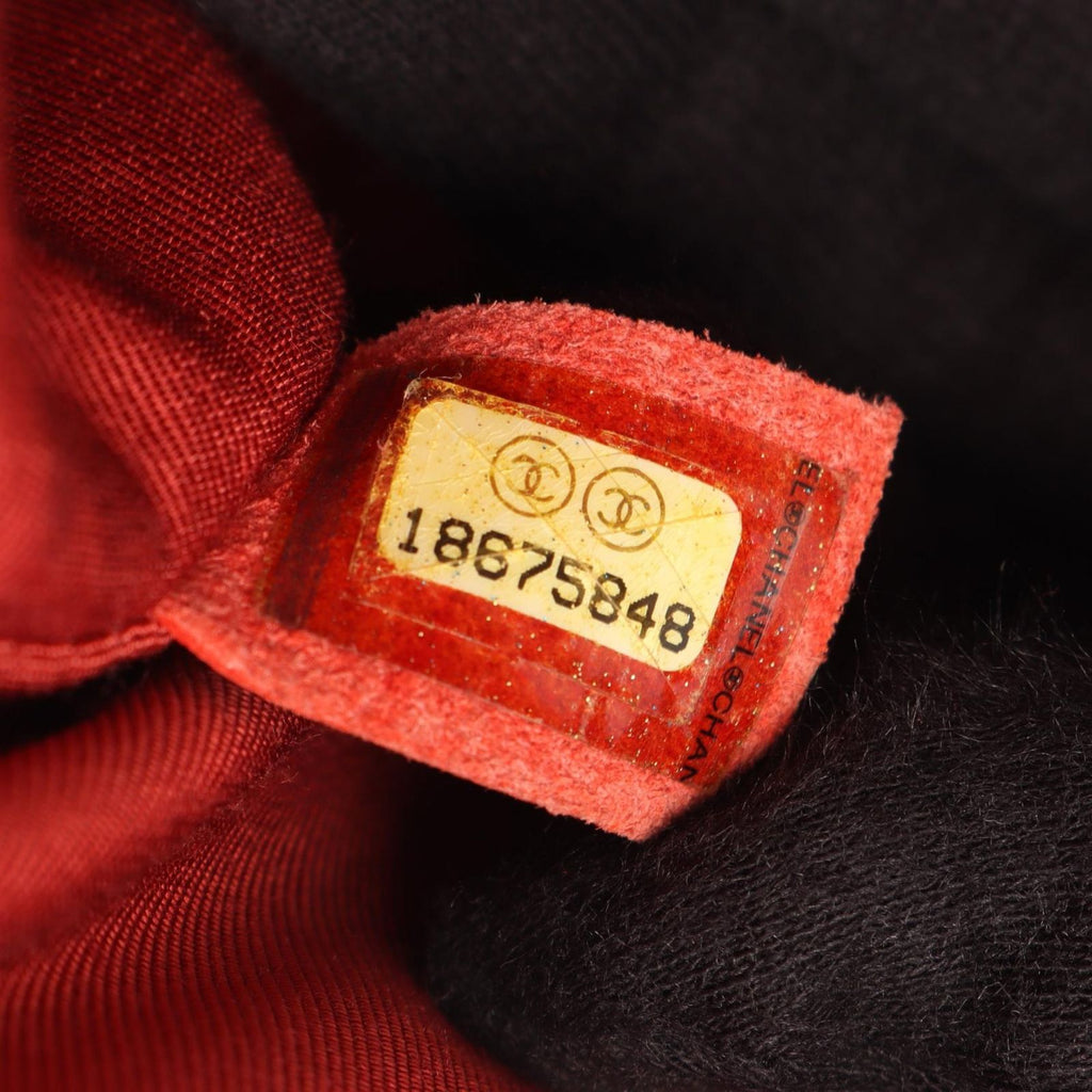 Chanel Shoulder Bag Boy Orange Caviar Leather Chain — view 5
