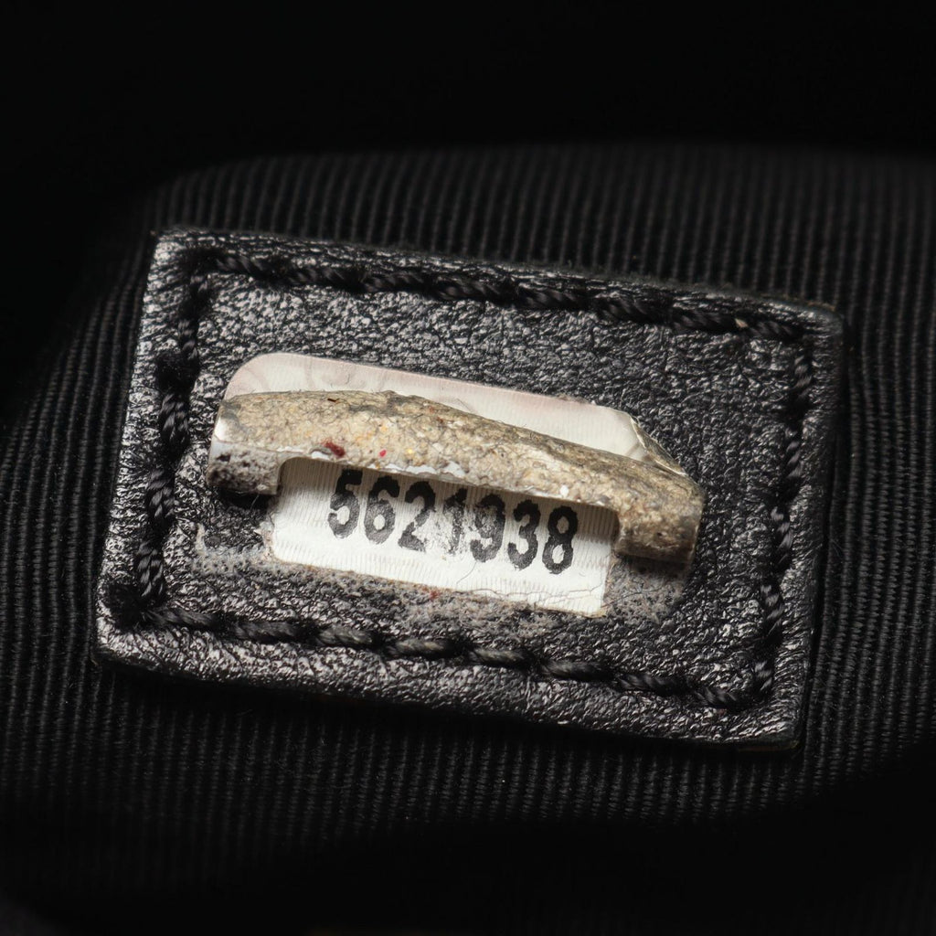 Chanel Shoulder Bag CC Logo Black Caviar Leather Chain — view 5
