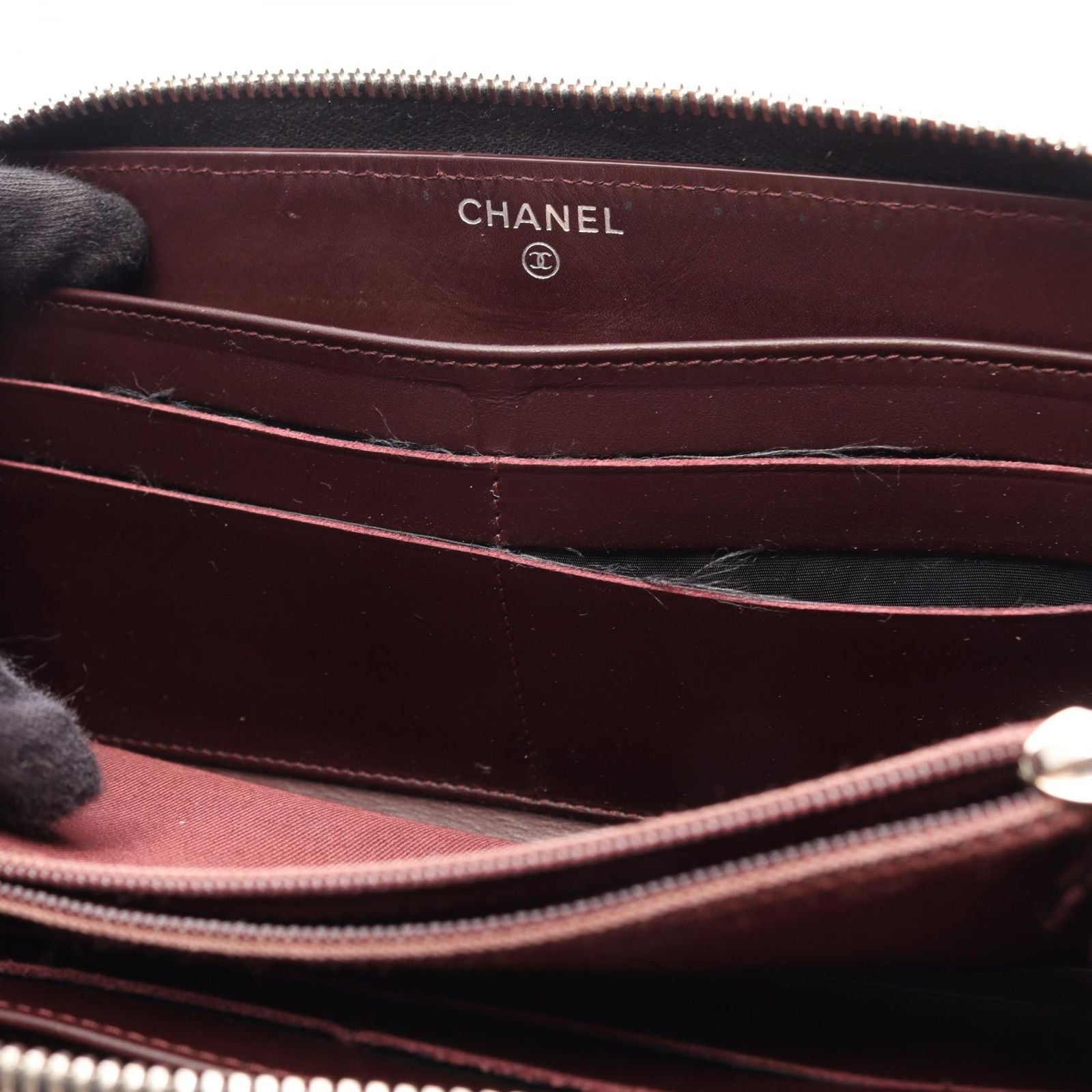 Chanel Round Wallet Quilted Black Caviar Leather — view 6