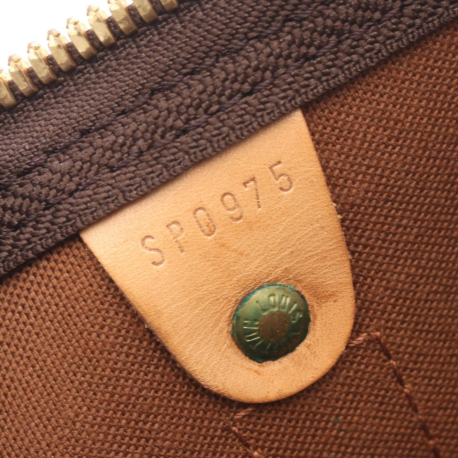 Louis Vuitton Boston Bag Keepall 55 Monogram Leather — view 5