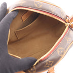 Louis Vuitton Shoulder Bag Boite Chapeau Soupure MM Monogram Leather — view 3