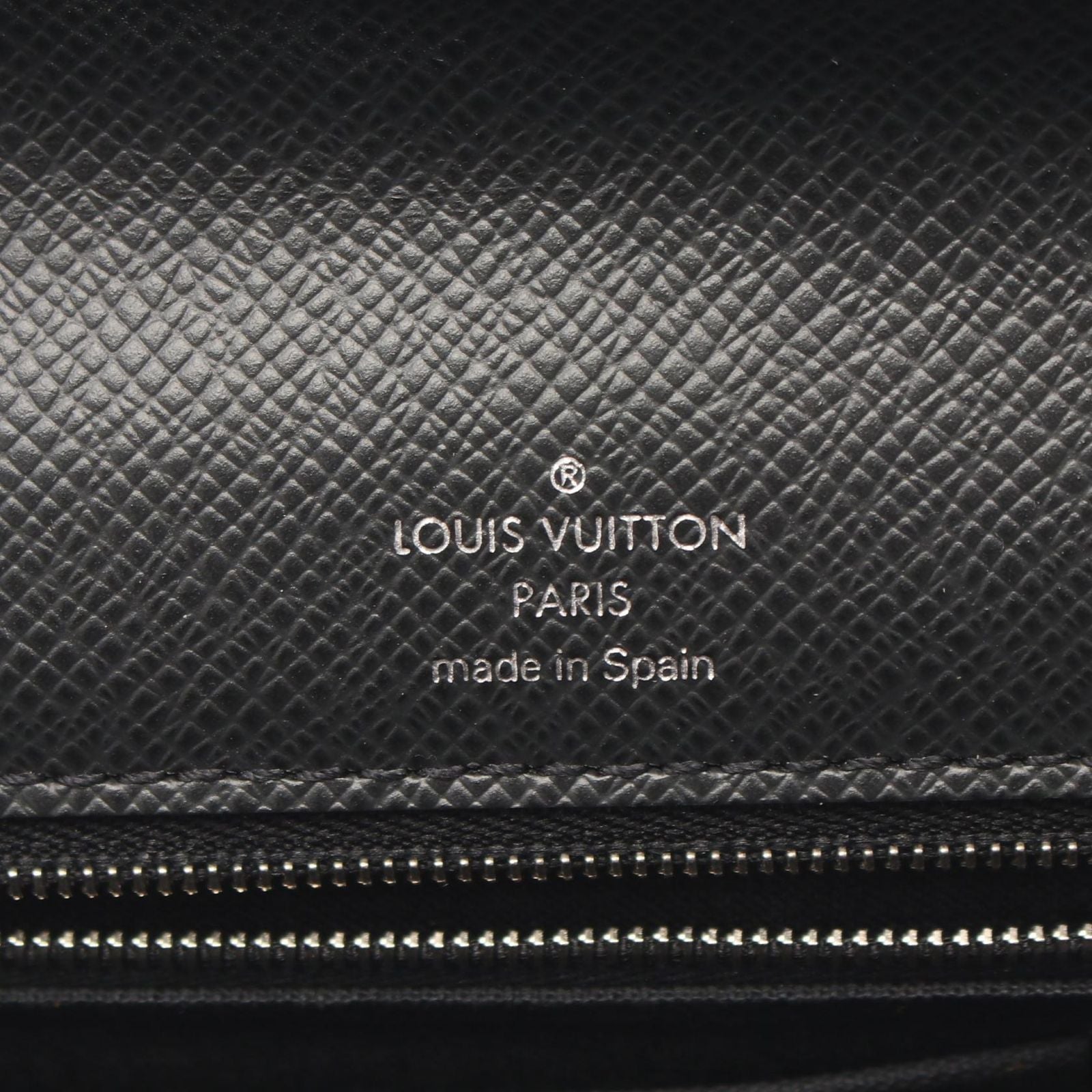 Louis Vuitton Clutch Belaia Ardoise Leather — view 4