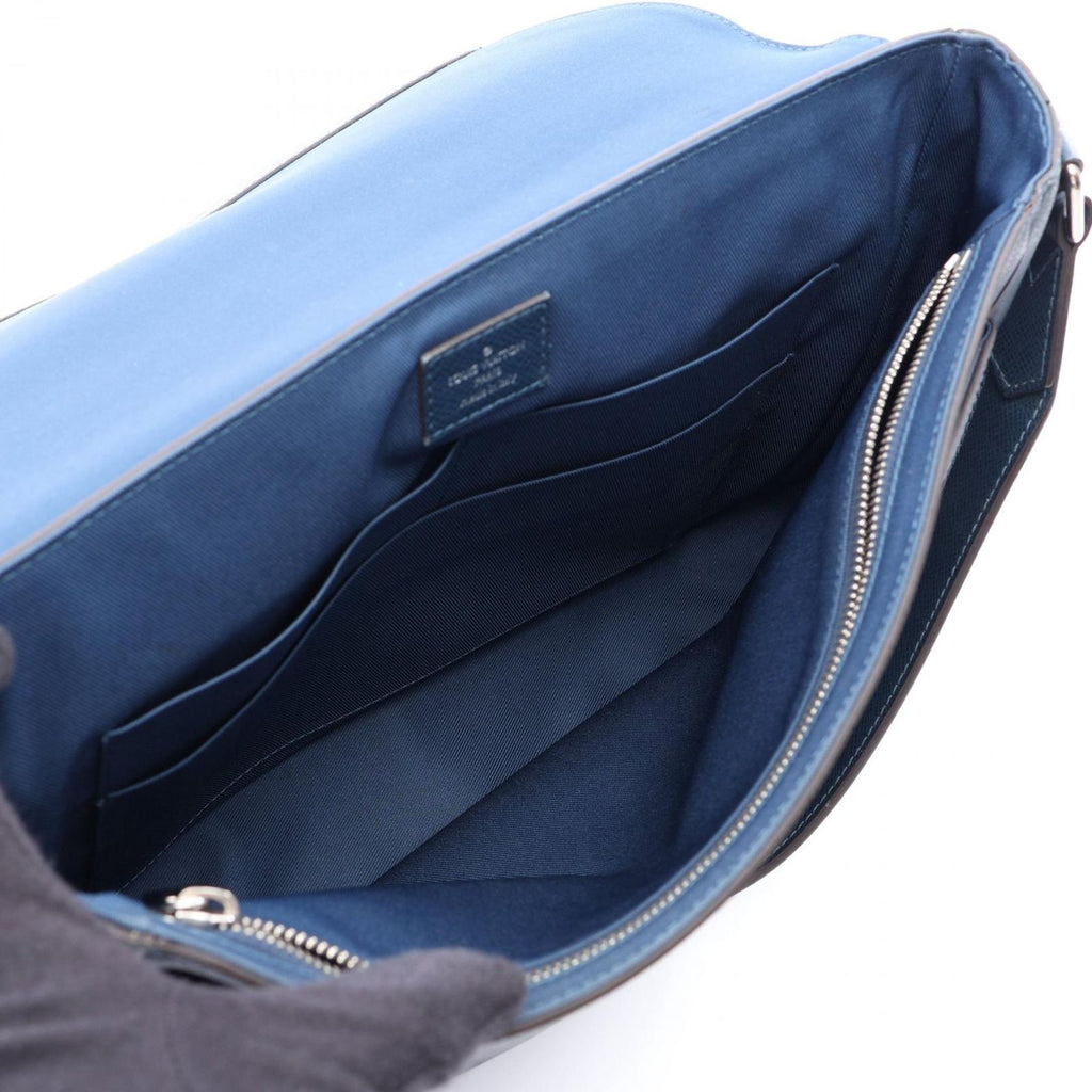 Louis Vuitton Shoulder Bag Roman MM Blue Marine Leather — view 3