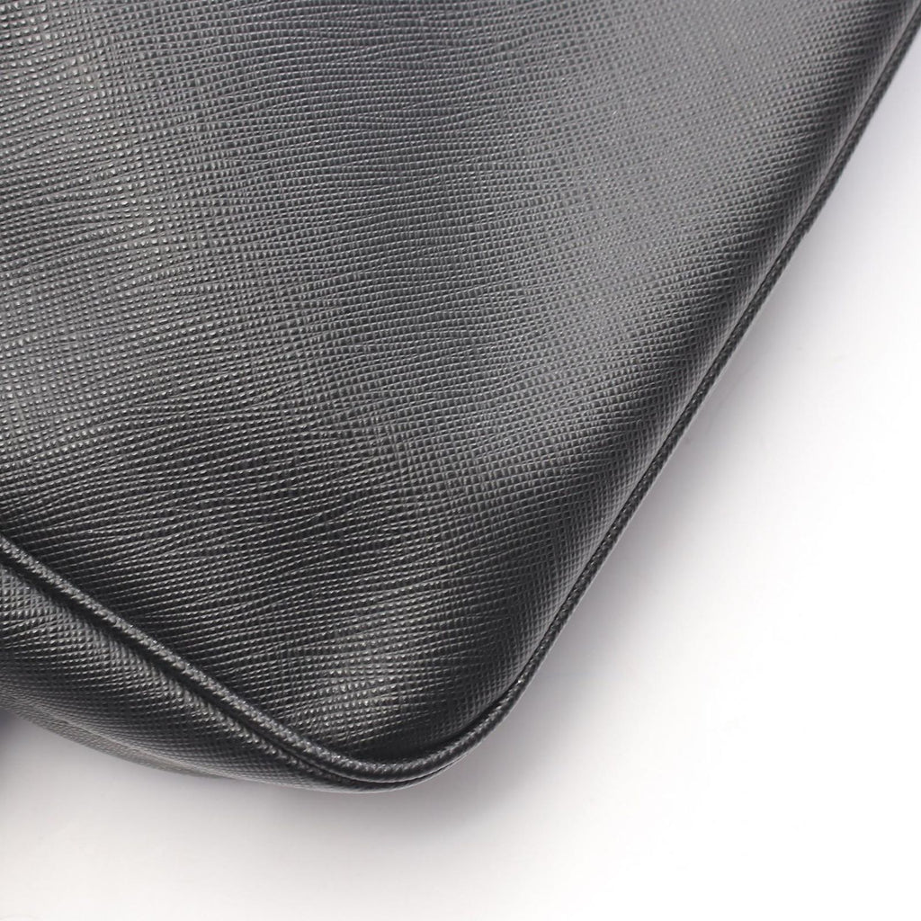 Prada Shoulder Bag Re-Edition Black Saffiano Leather 2005 2-Way — view 5