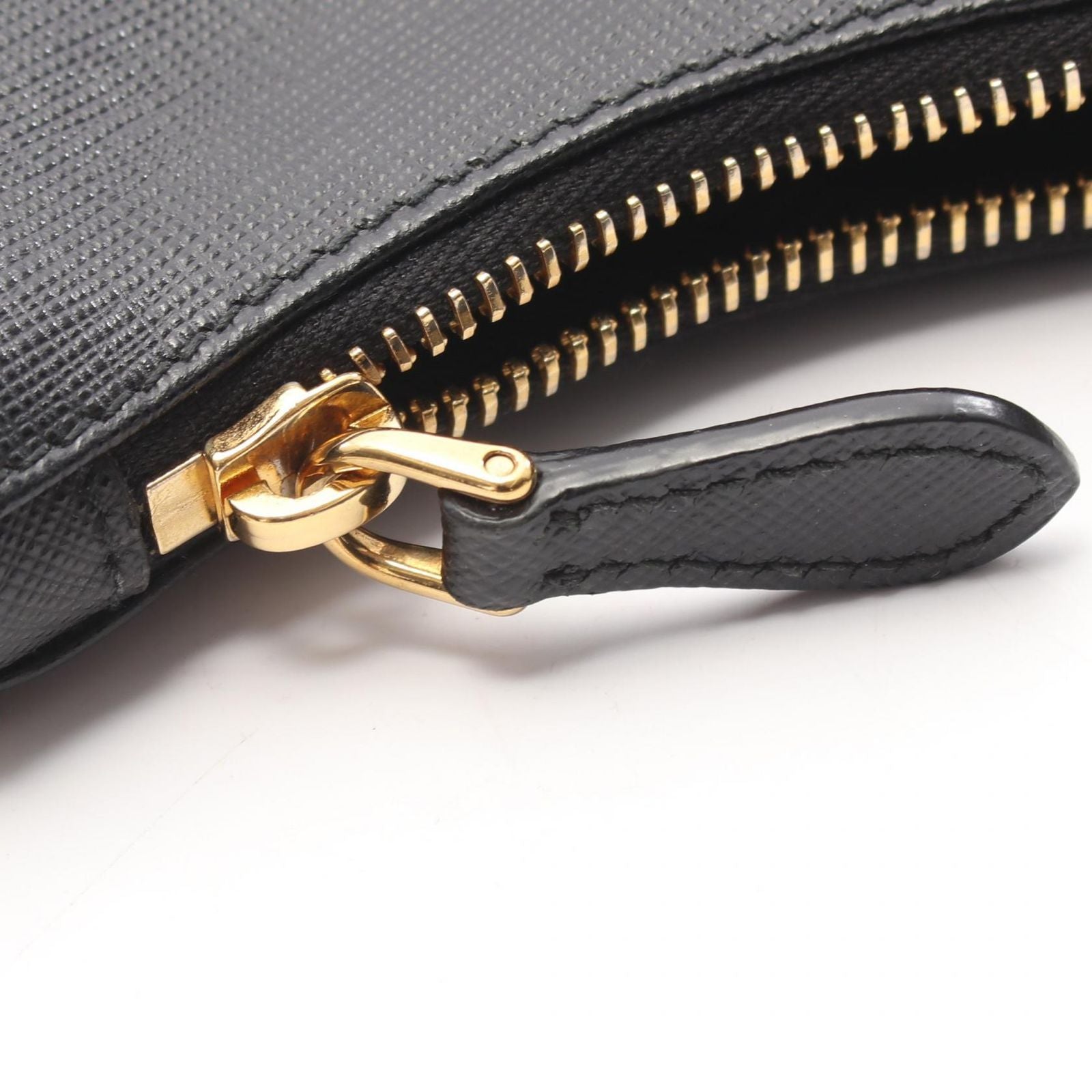 Prada Shoulder Bag Re-Edition Black Saffiano Leather 2005 2-Way — view 6