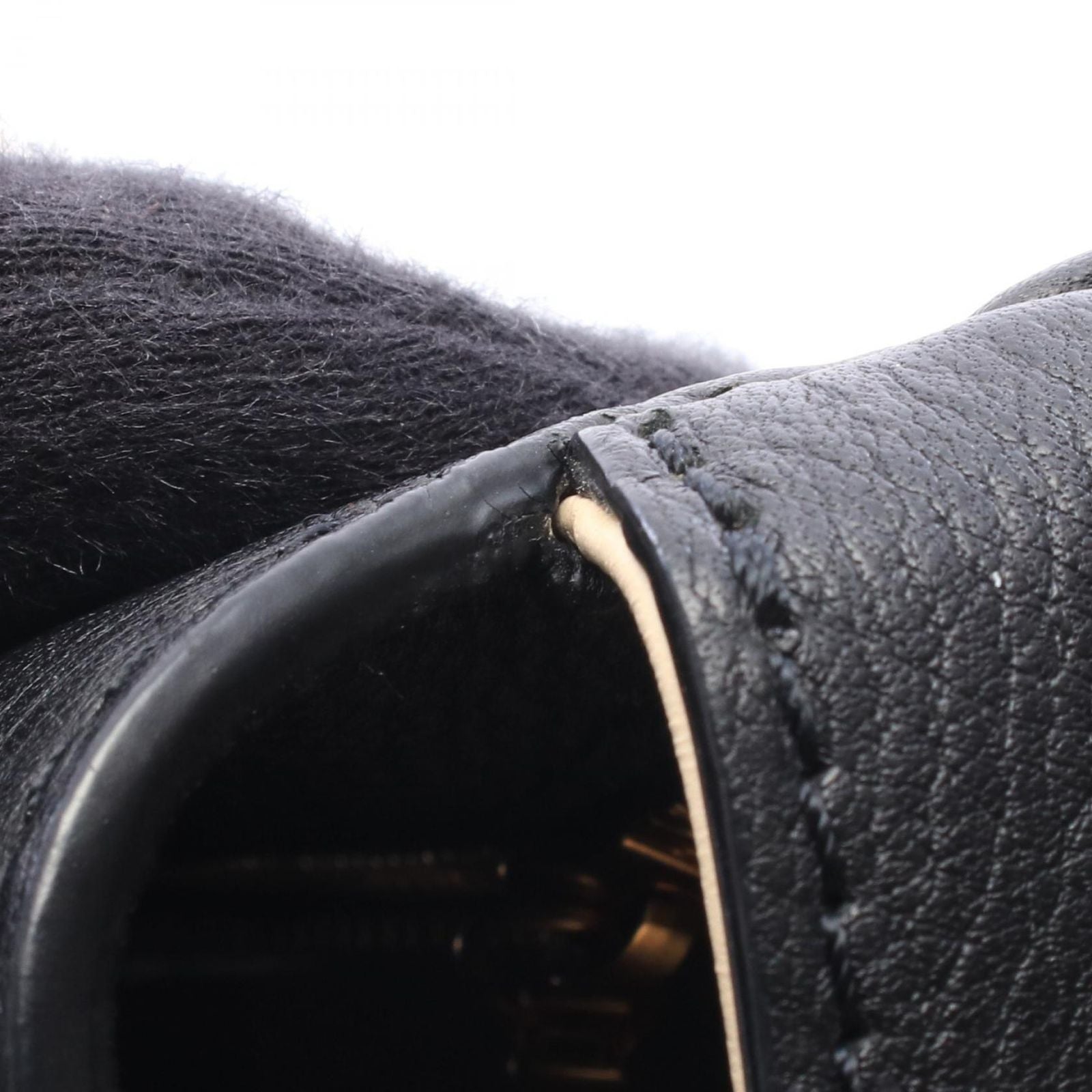 Louis Vuitton Shoulder Bag LV Pont 9 LV Neuf Soft PM Noir Leather — view 6
