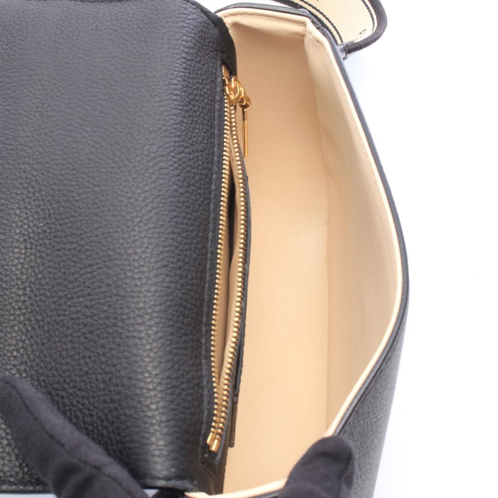 Louis Vuitton Shoulder Bag LV Pont 9 LV Neuf Soft PM Noir Leather — view 3