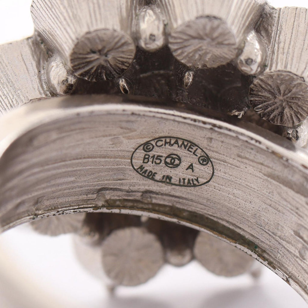 Chanel Ring CC Logo Flower Motif Silver — view 4