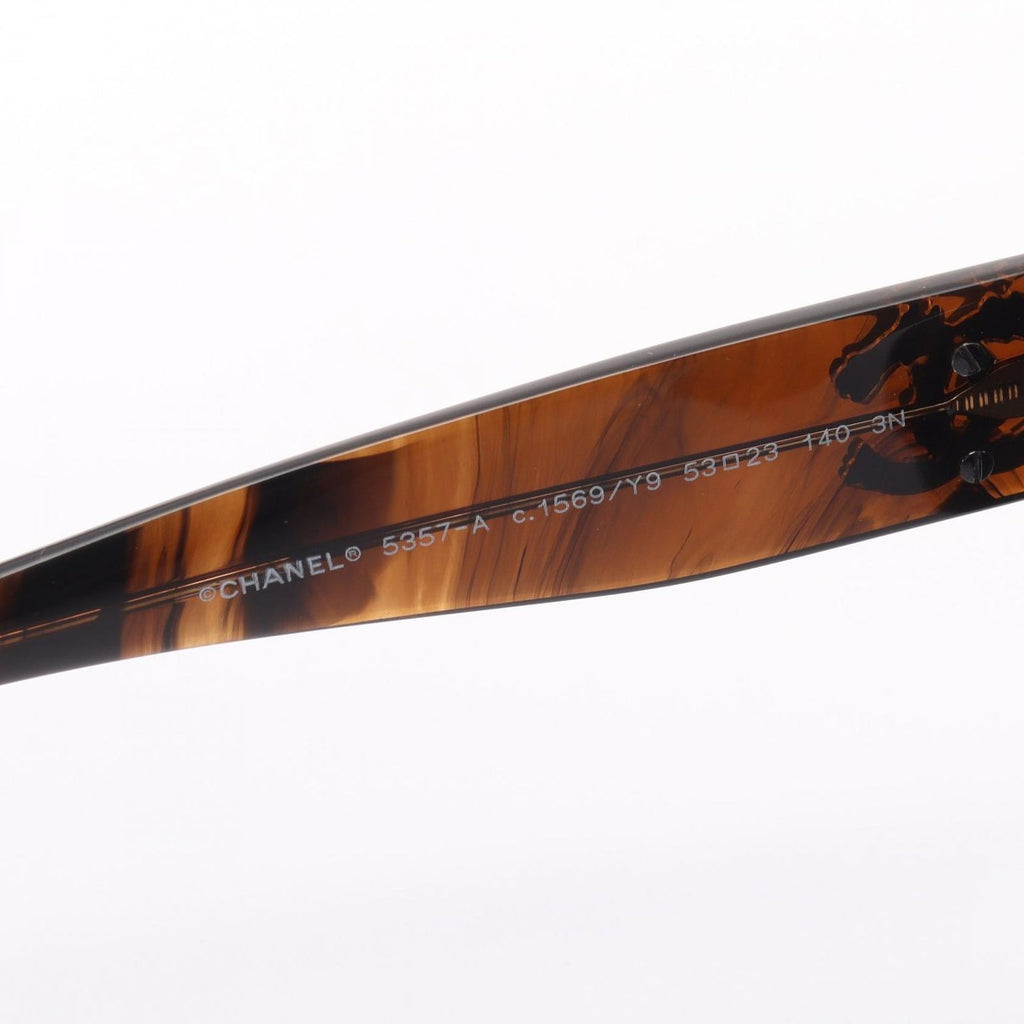 Chanel Sunglasses CC Logo a Eyewear — view 4