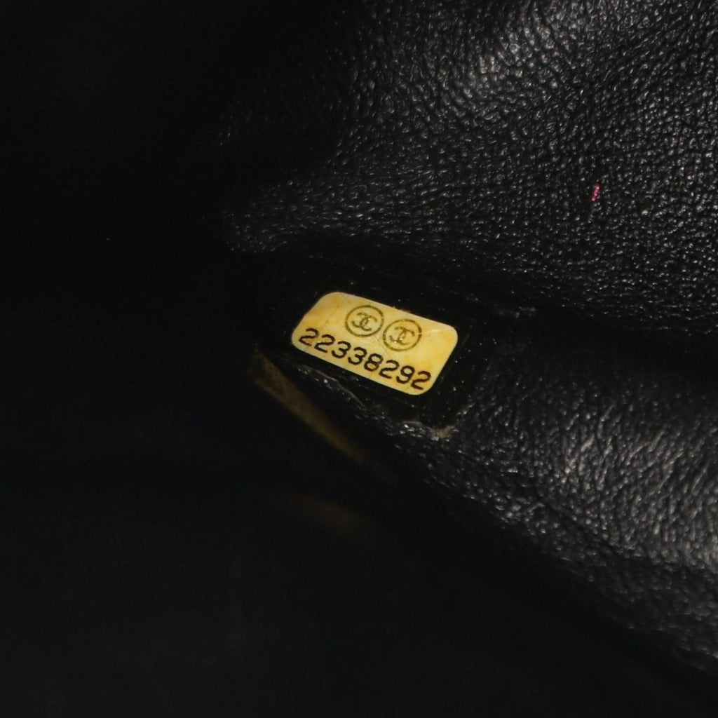 Chanel Shoulder Bag 2.55 Quilted Double Flap Black Leather Chain — view 5