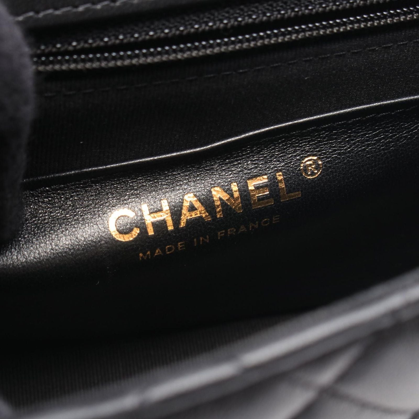 Chanel Shoulder Bag Mini Quilted Black Lambskin Chain — view 4