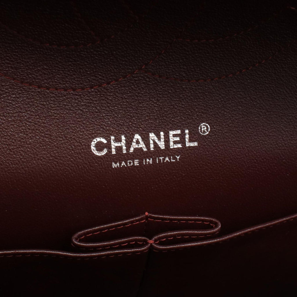 Chanel Shoulder Bag Maxi Quilted 30 Classic Large Double Flap Black Lambskin — view 4