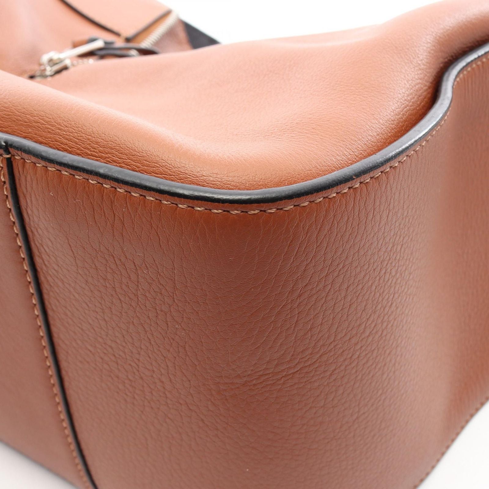 Loewe Handbag Hammock Brown Leather Bag Small — view 5