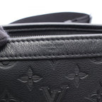 Louis Vuitton Shoulder Bag Gaston Wearable Wallet Noir Leather — view 4