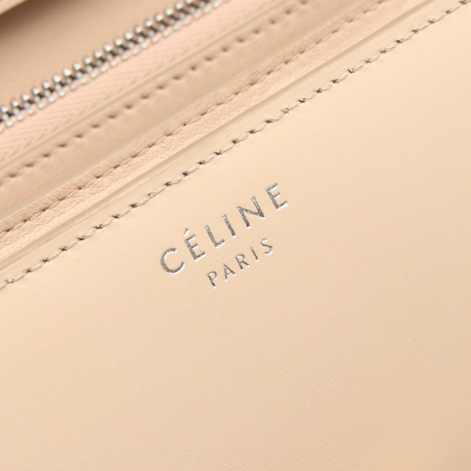 Celine Shoulder Bag Classic Box Medium Baby Pink Leather — view 4