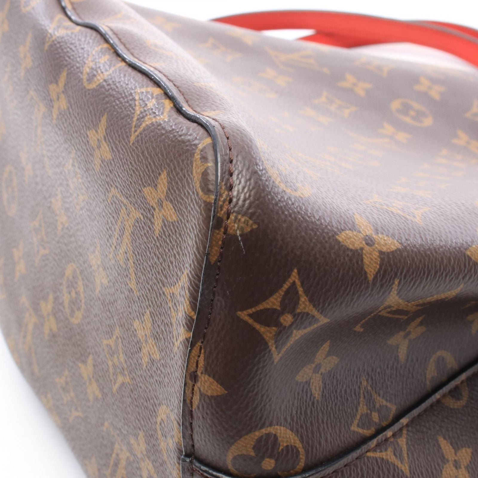 Louis Vuitton Shoulder Bag Neo Noe Coquelicot Leather — view 7