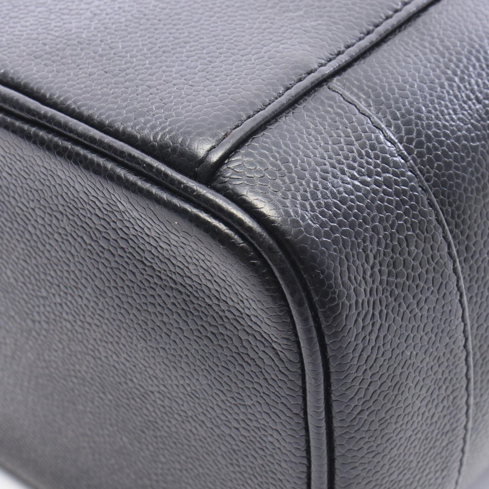Chanel Handbag CC Logo Black Caviar Leather Vertical Vanity — view 6